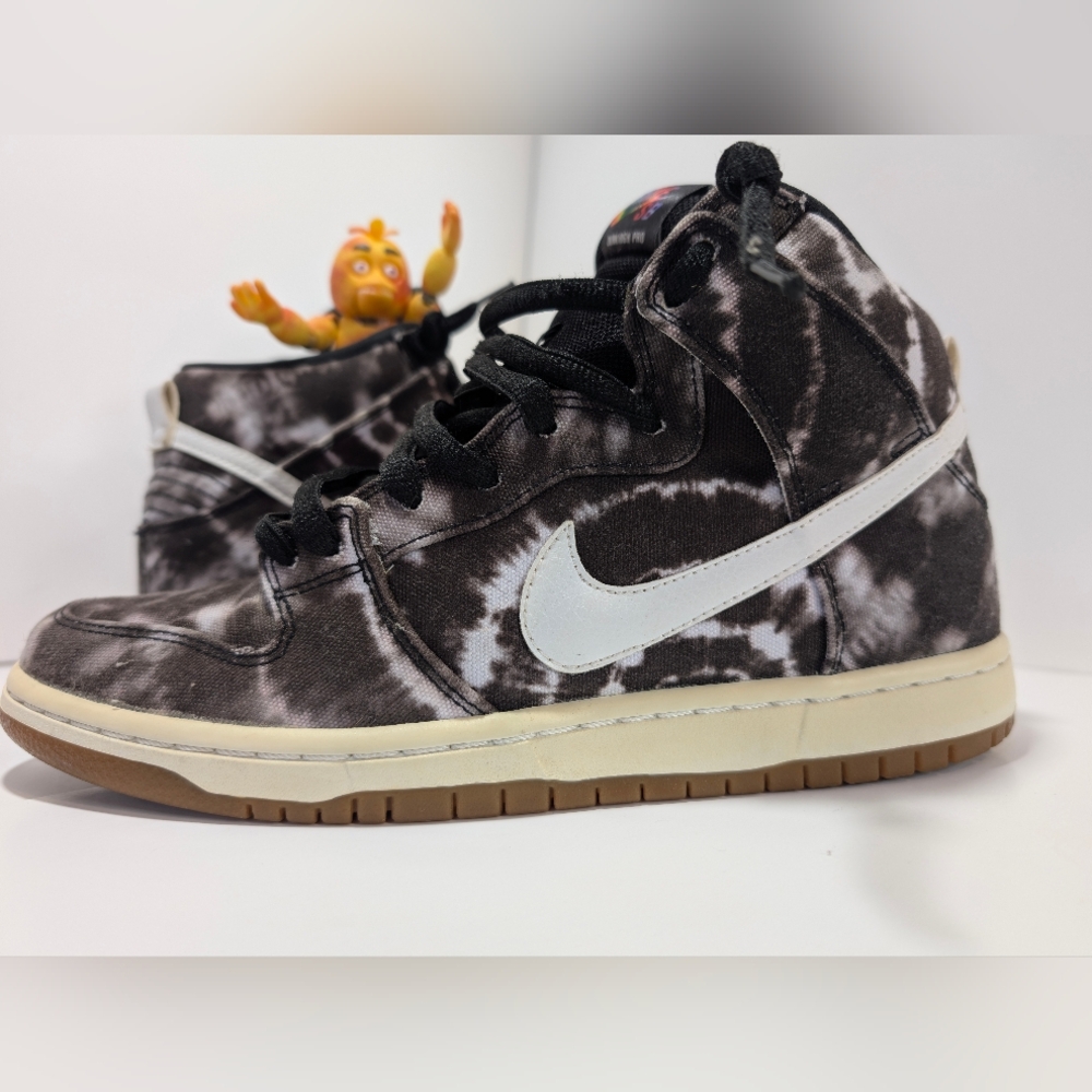 Nike Dunk High SB Black tye dye